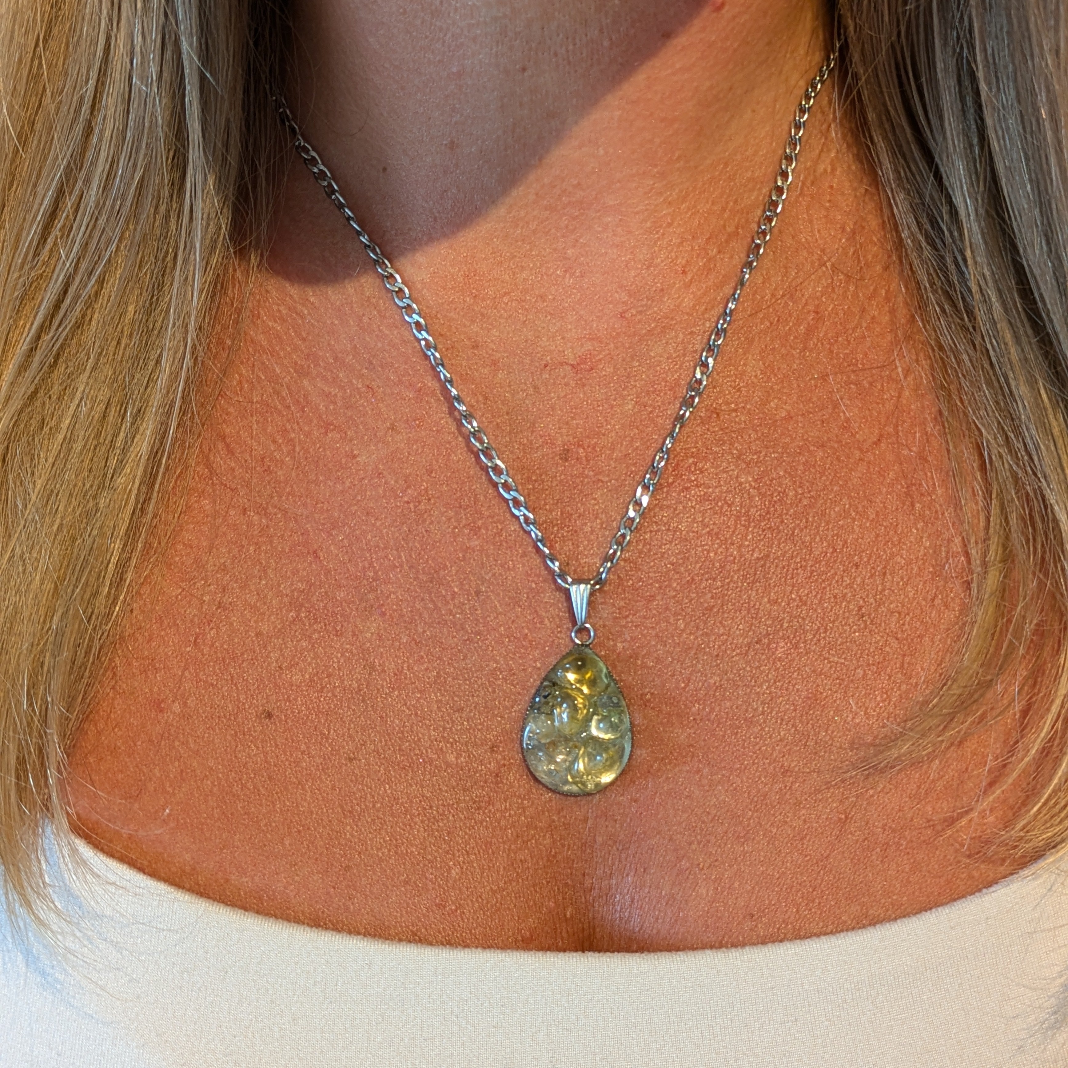 Citrin Halsband – Handgjort Ädelstenshalsband för Framgång & Glädje