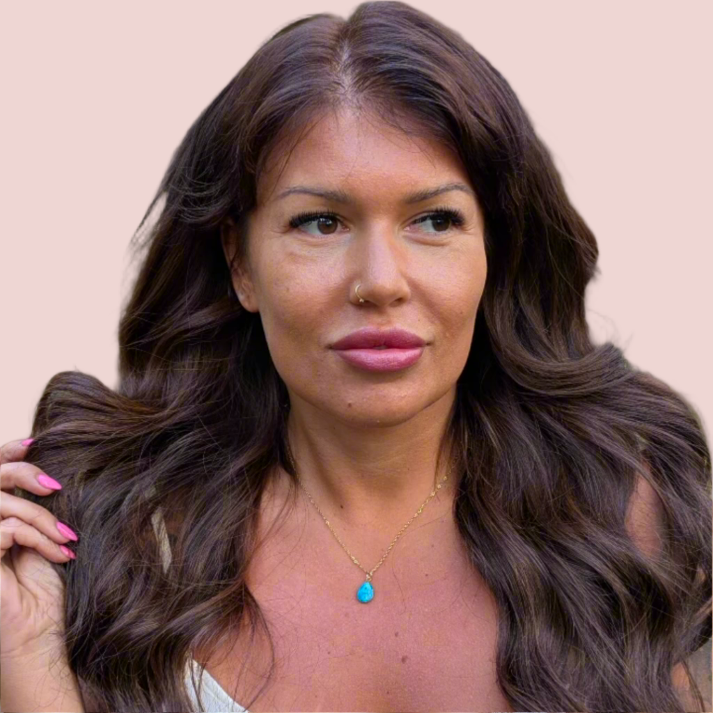 Färgad Howlit Halsband – Handgjort kristallhalsband för lugn, balans & klarhet