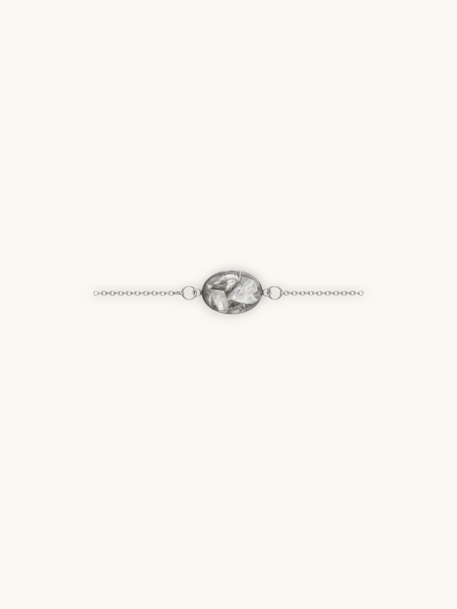 Citrinmagi armband med oval bergkristall i silverfärgat rostfritt stål, handgjord design med justerbar kedja.