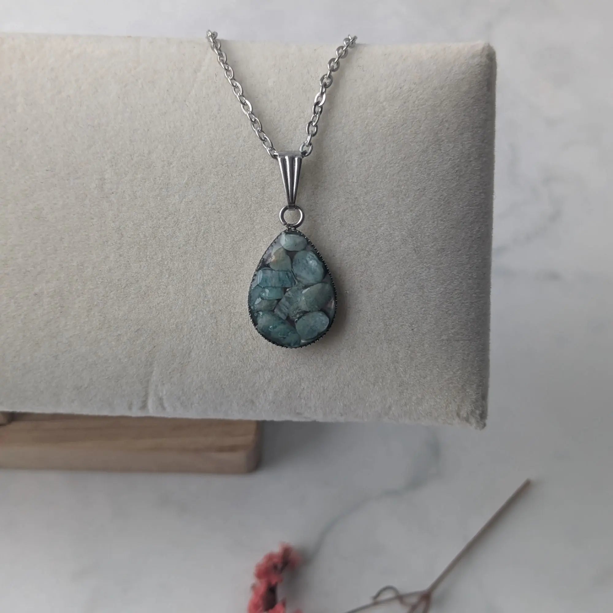 Lugnande Amazonit Halsband Droppe Silver Citrinmagi