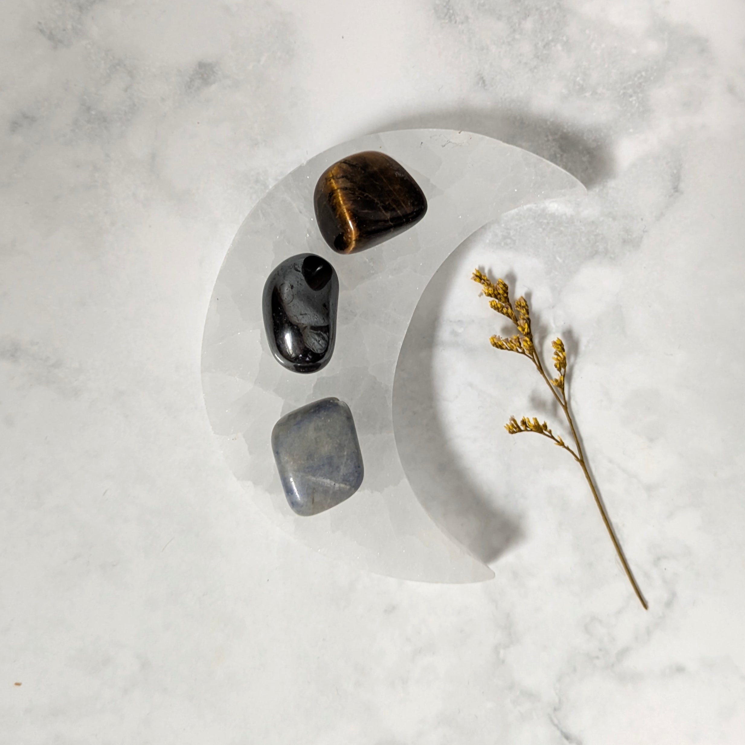 Kristallpaket Skydd, Mod & Klarhet – Tigeröga, Svart Turmalin & Sodalit