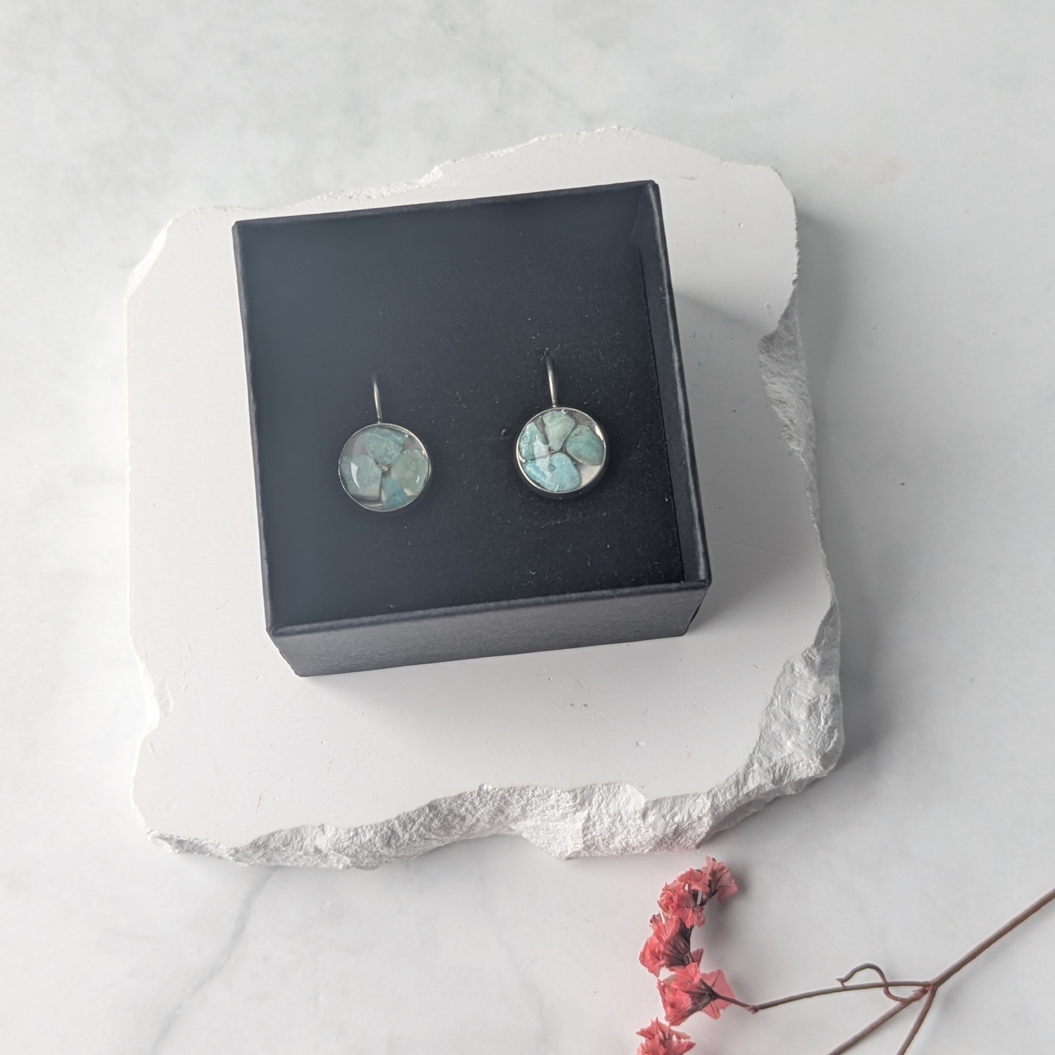 Lugnande akvamarin Örhängen Runda Silver Citrinmagi