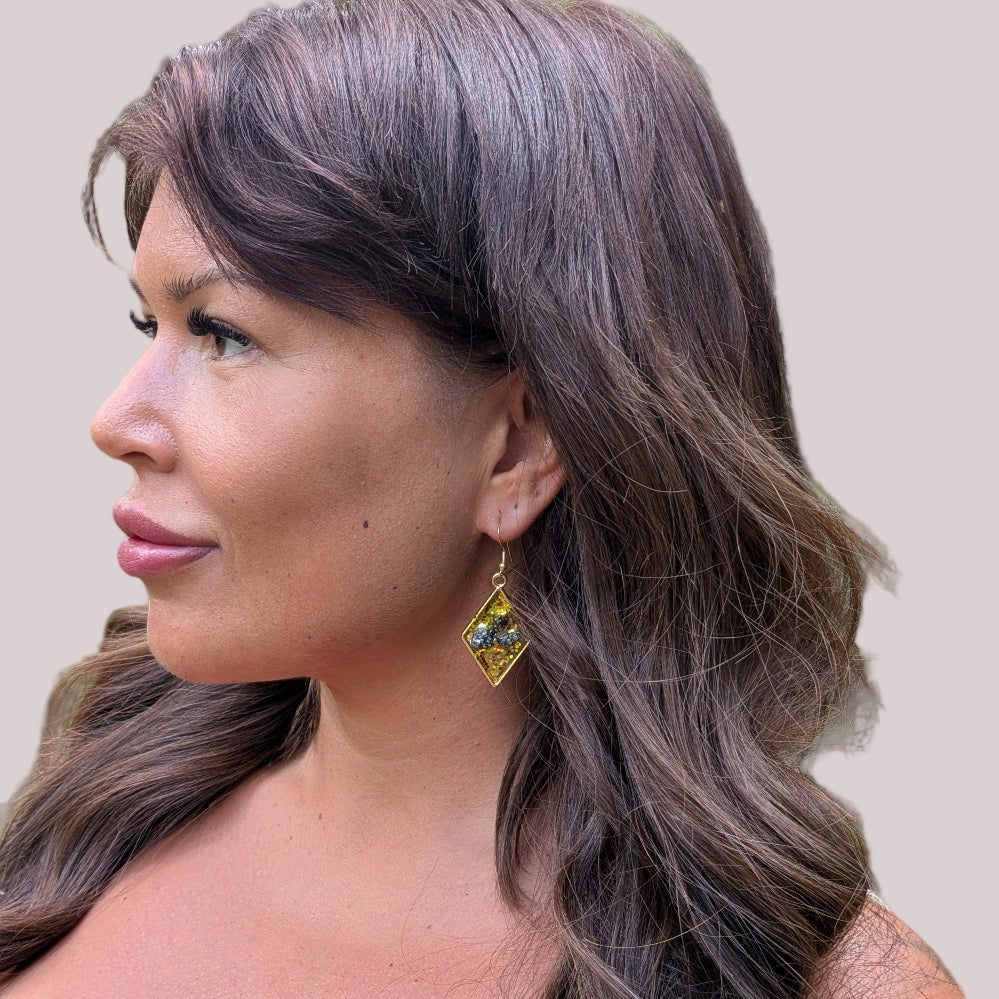 Pyrit Örhängen – Kristallörhängen för Framgång & Ekonomiskt Flöde