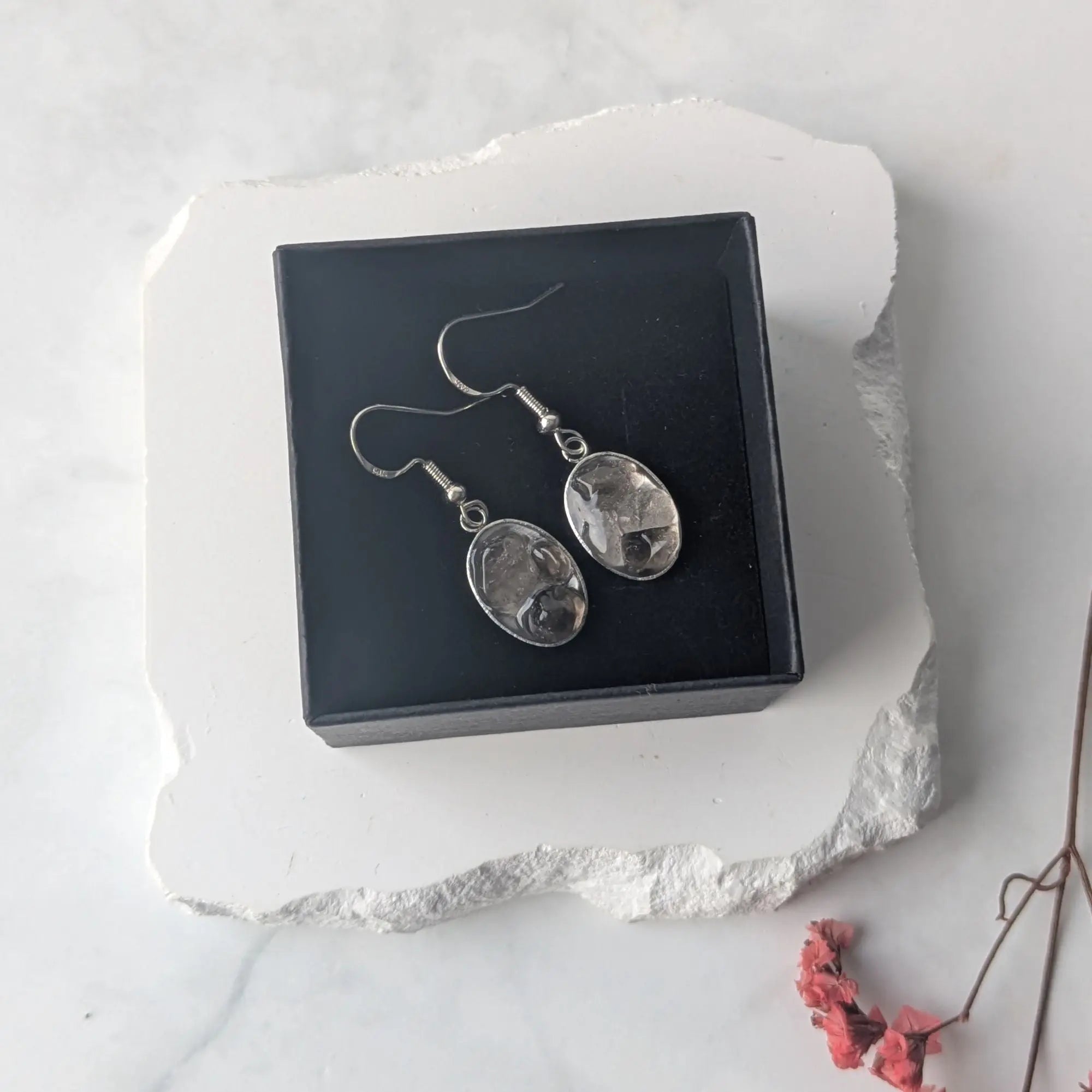 Jordande Rökkvarts Örhängen Ovalt Silver Citrinmagi