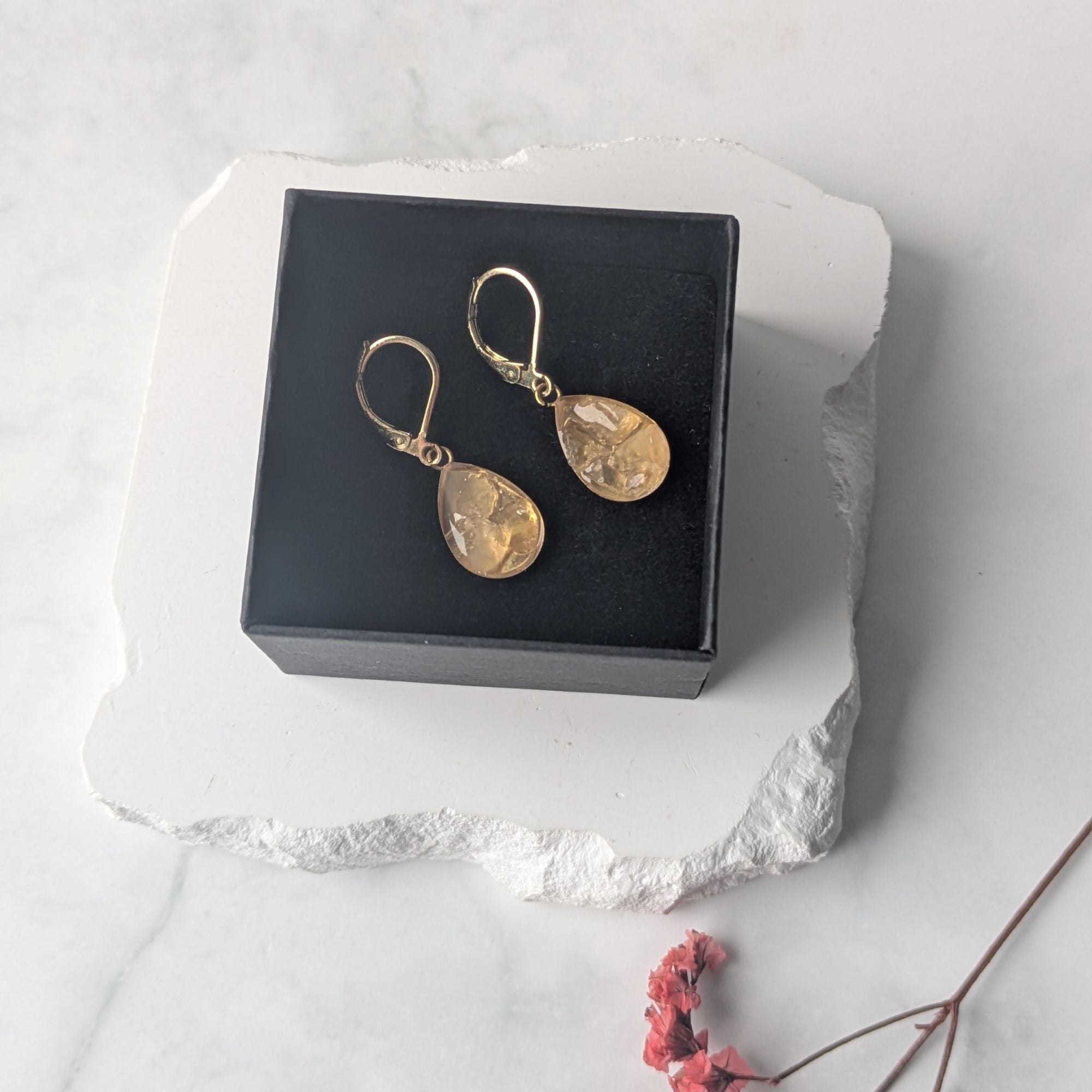 Glädjefyllda Citrin Örhängen Droppe Guld