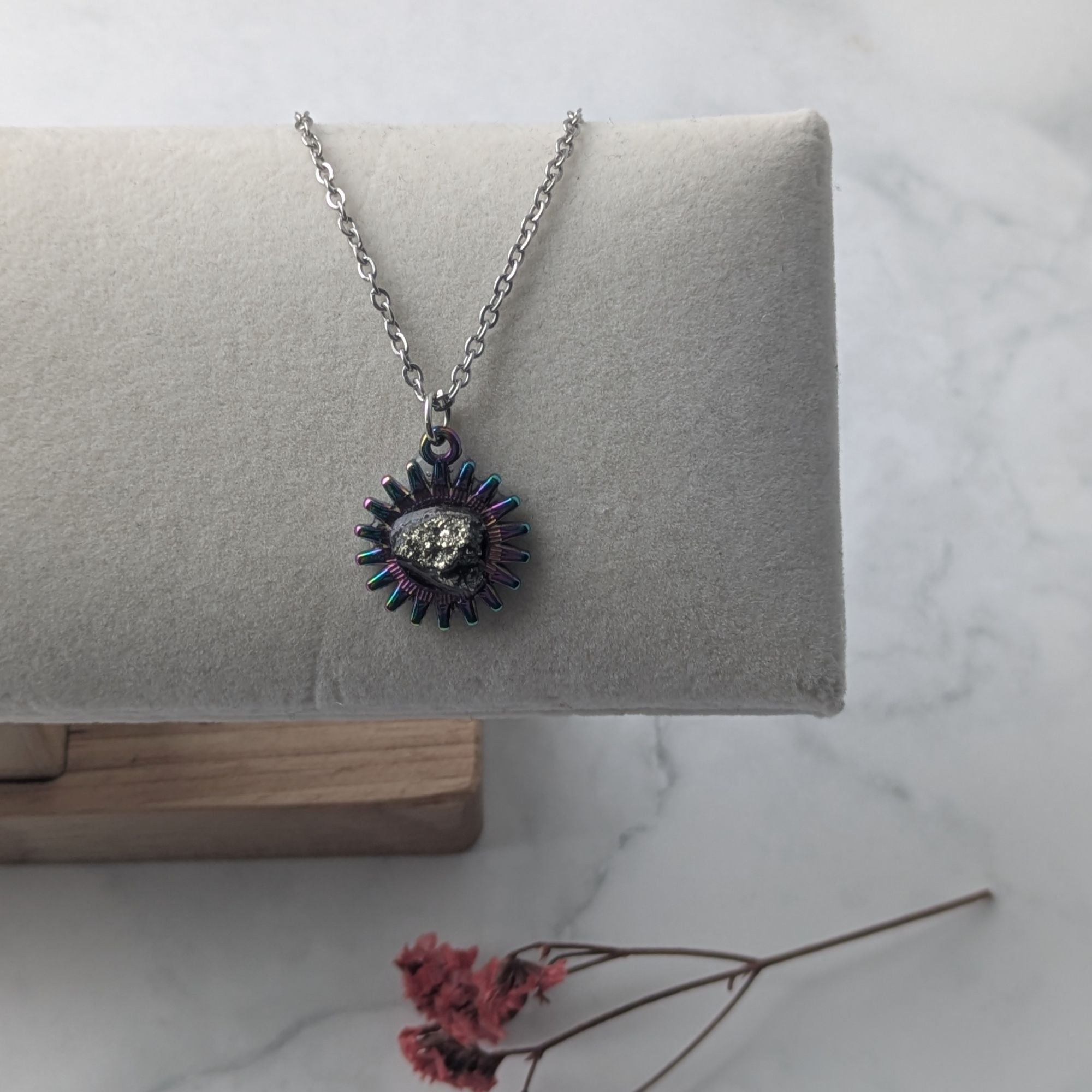 Framgångsrikt Pyrit Halsband Sol Flerfärgad